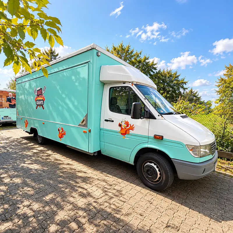 Food Truck für das Catering und Live Cooking
